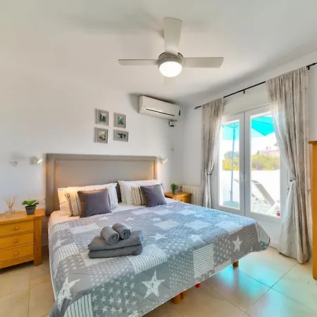 בית נופש Casa Palmeras - Moraira