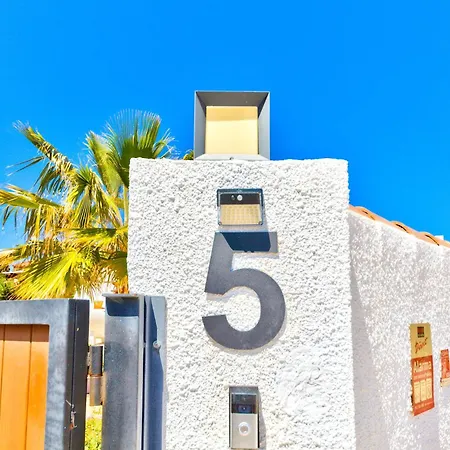 בית נופש Casa Palmeras - Moraira